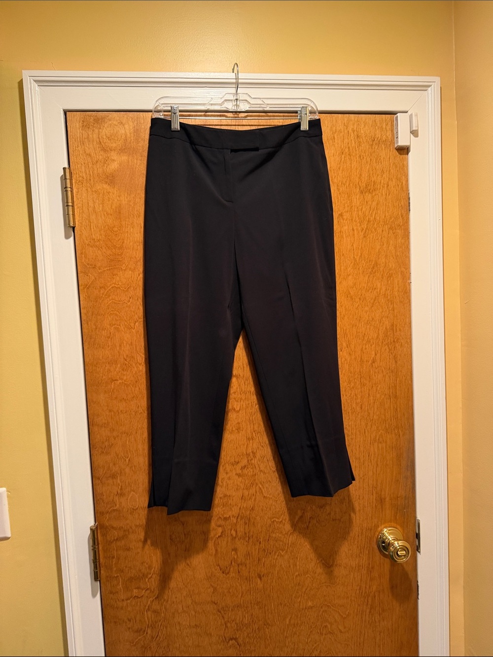 Josephine Chaus Black Cropped Dress Pants